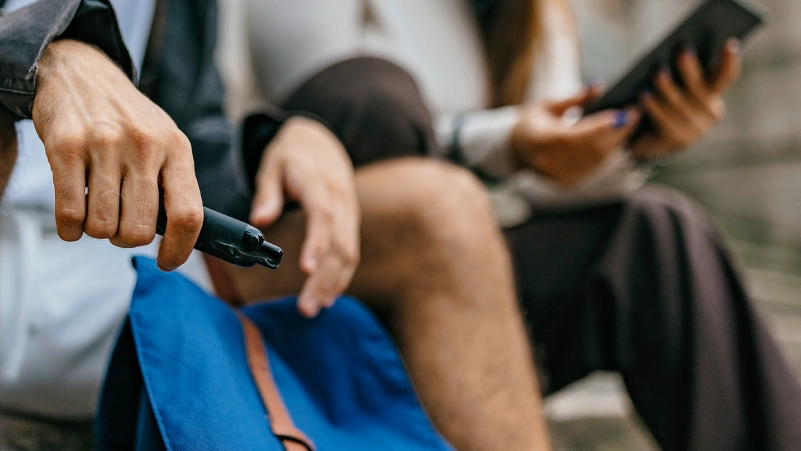 A Complete Guide to Vape Detectors